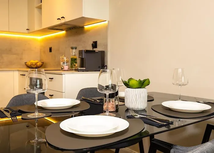 Olive Designer Apartment *